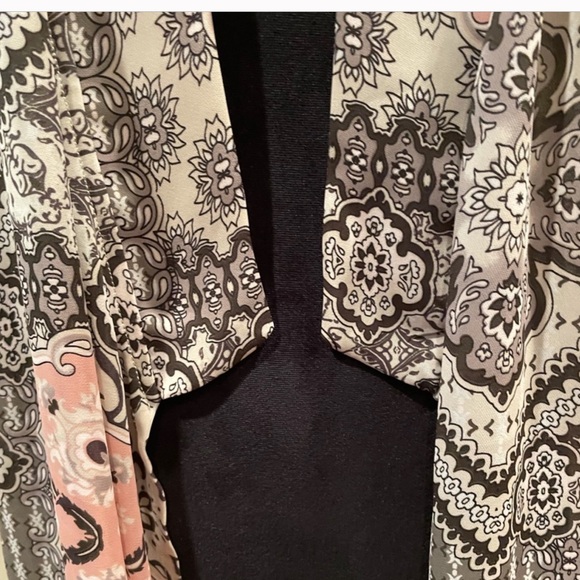 Tahari bohemian fairycore pink lightweight patterned kimono size small - medium - Picture 7 of 11